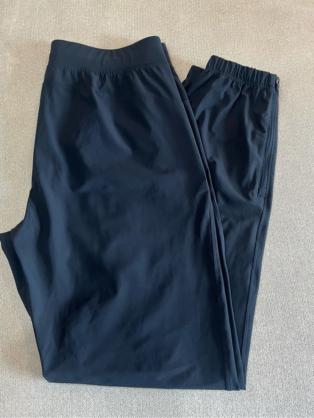 CRZ YOGA Black Women's Joggers with Zippered Ankles